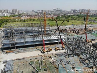 泰州市:加緊施工,首個裝配式鋼結構學?？蚣芤堰^半